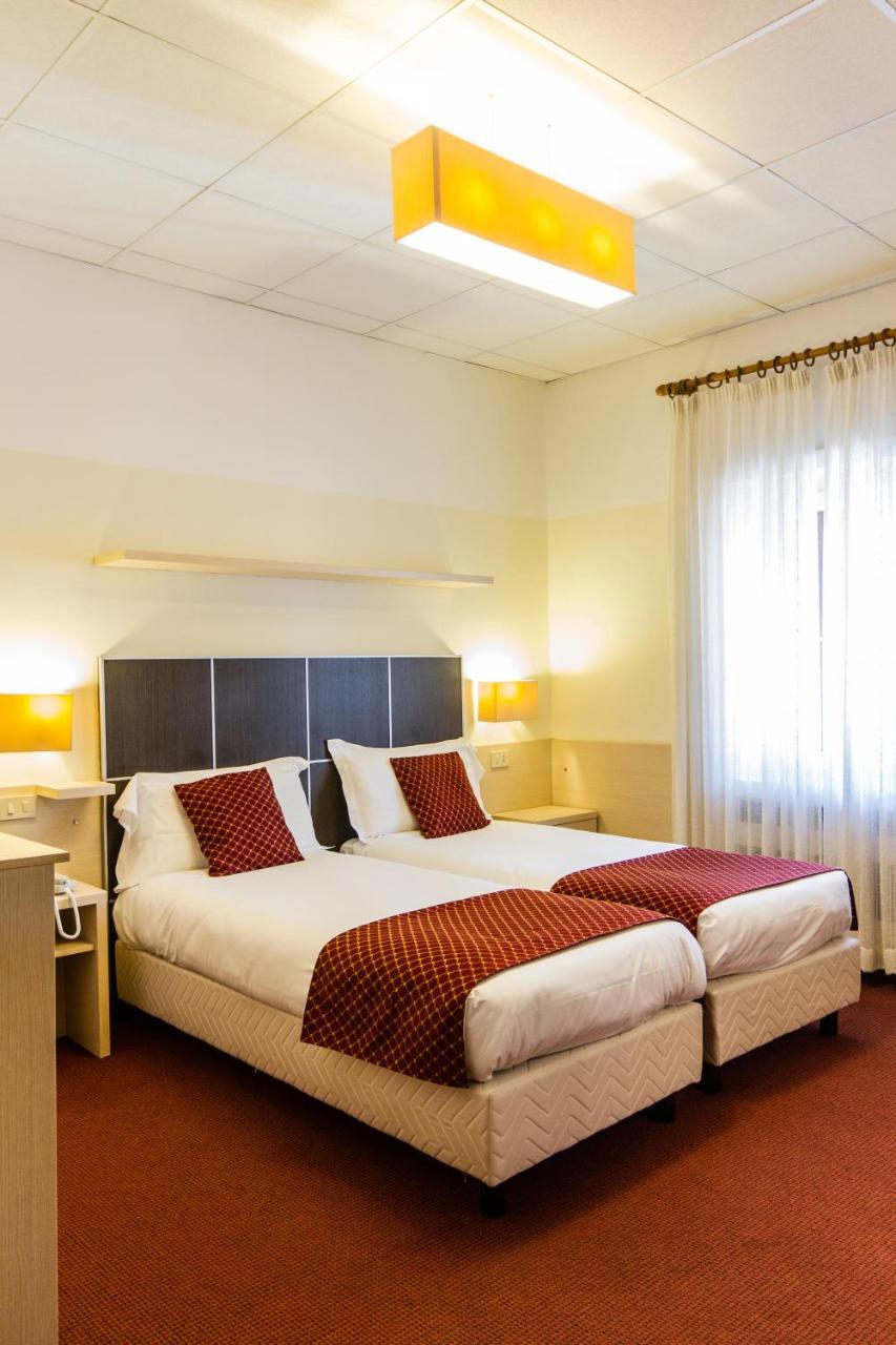 Hotel Sant'Ilario Rovereto  Extérieur photo